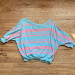 Billabong sweatshirt size small